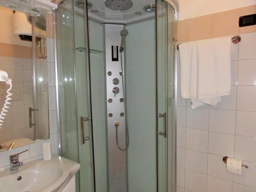 Reale House Rooms Roma Esterno foto